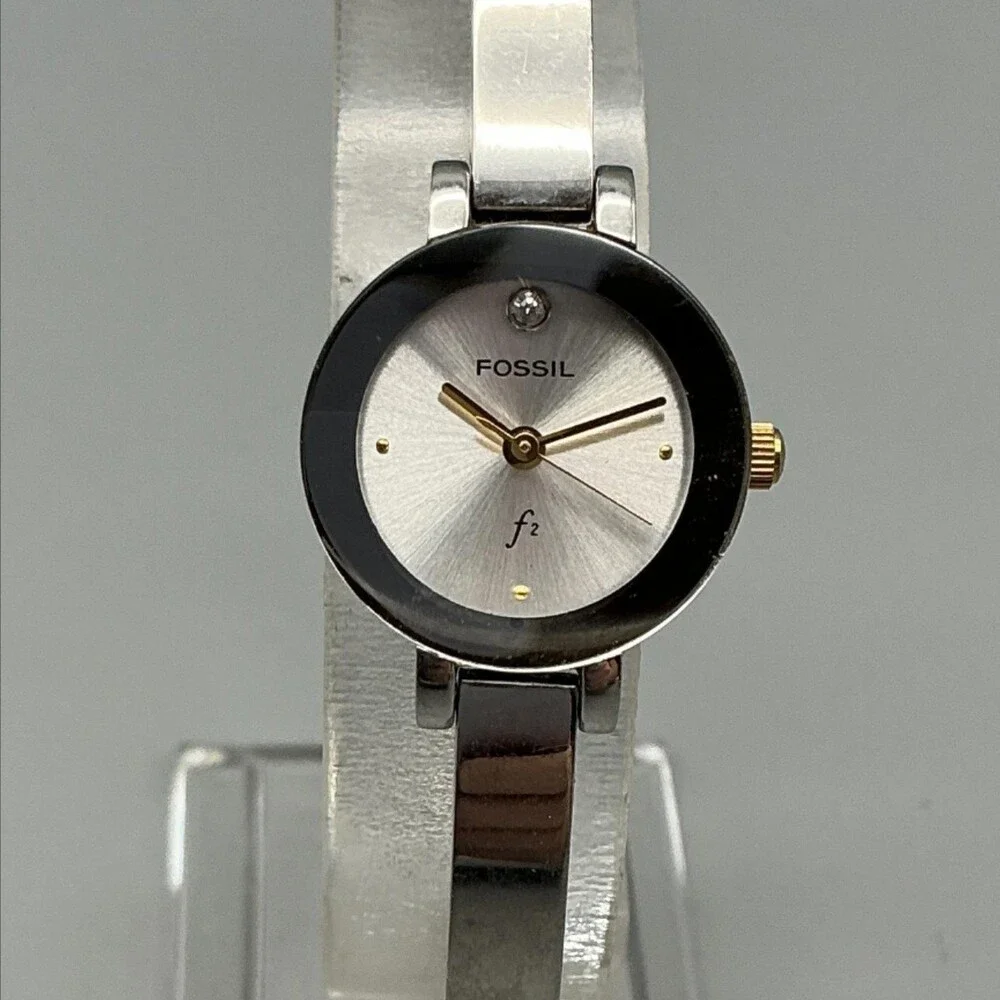 Fossil F2 ES-9399 Women Watch 20mm Silver Tone Black Bezel Bangle New Battery 7
